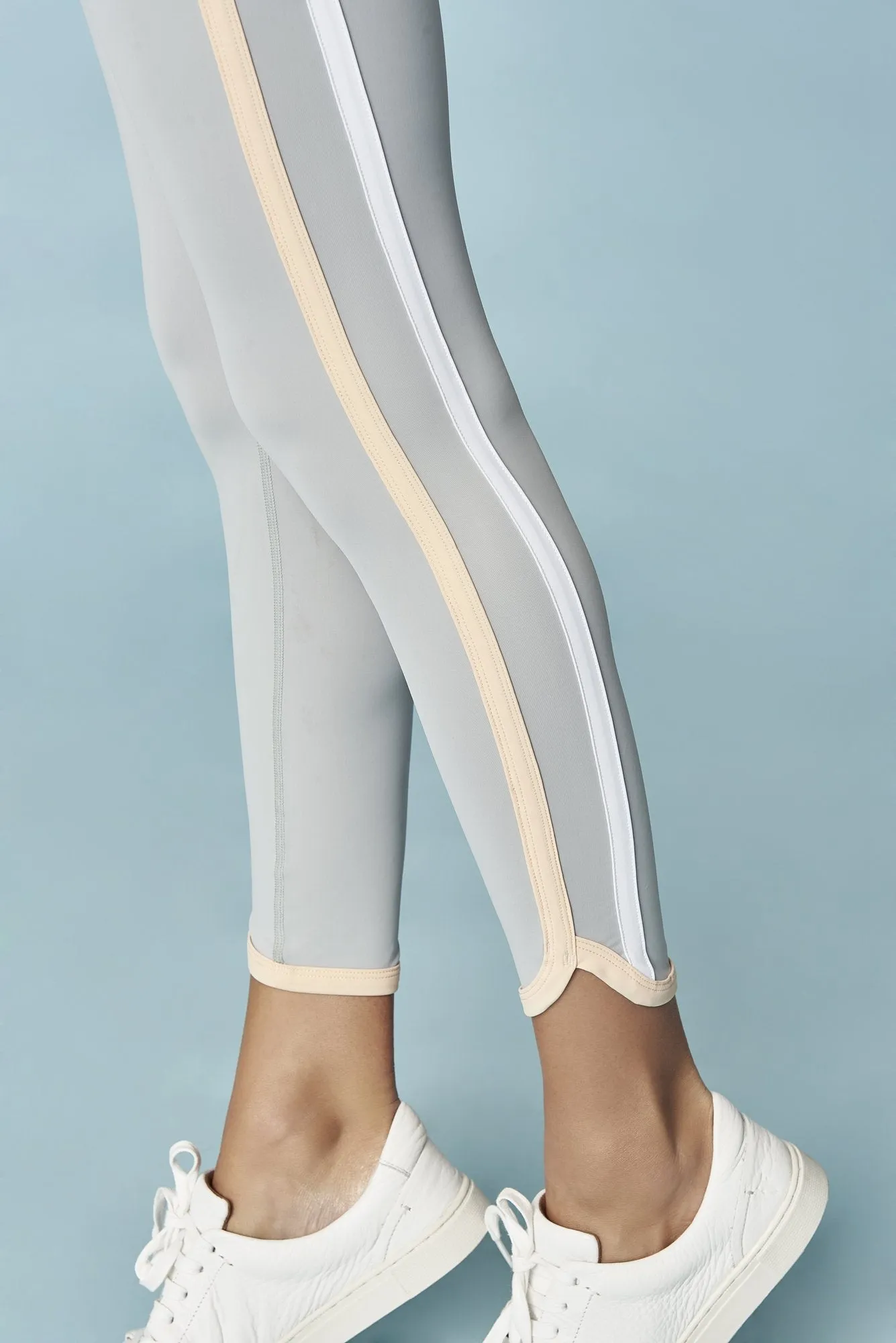 Align Curve Hem Legging