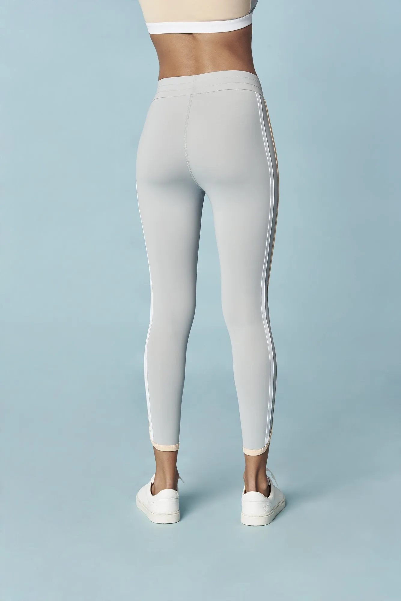 Align Curve Hem Legging