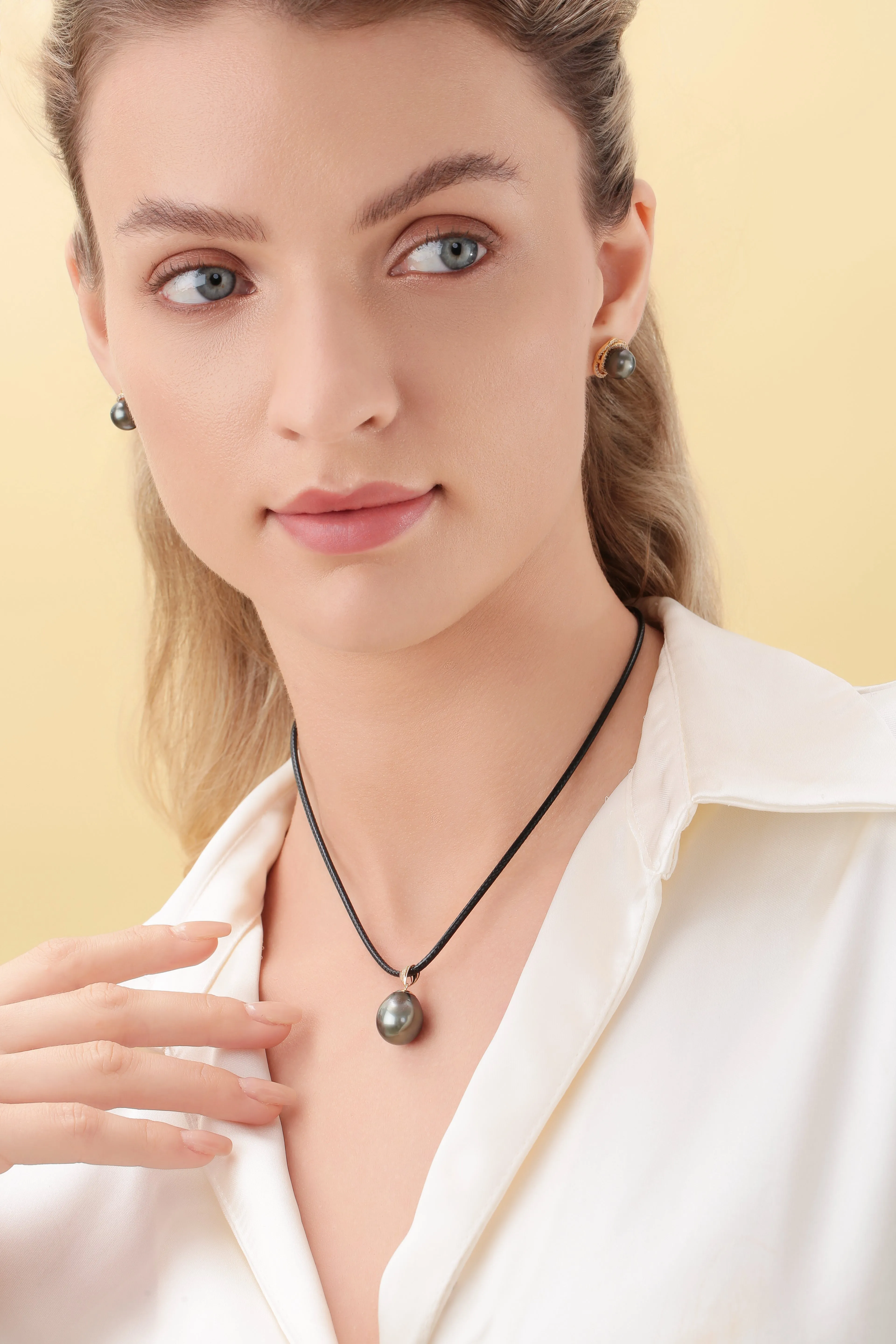 Large Tahitian Pearl Pendant on Leather Cord Necklace