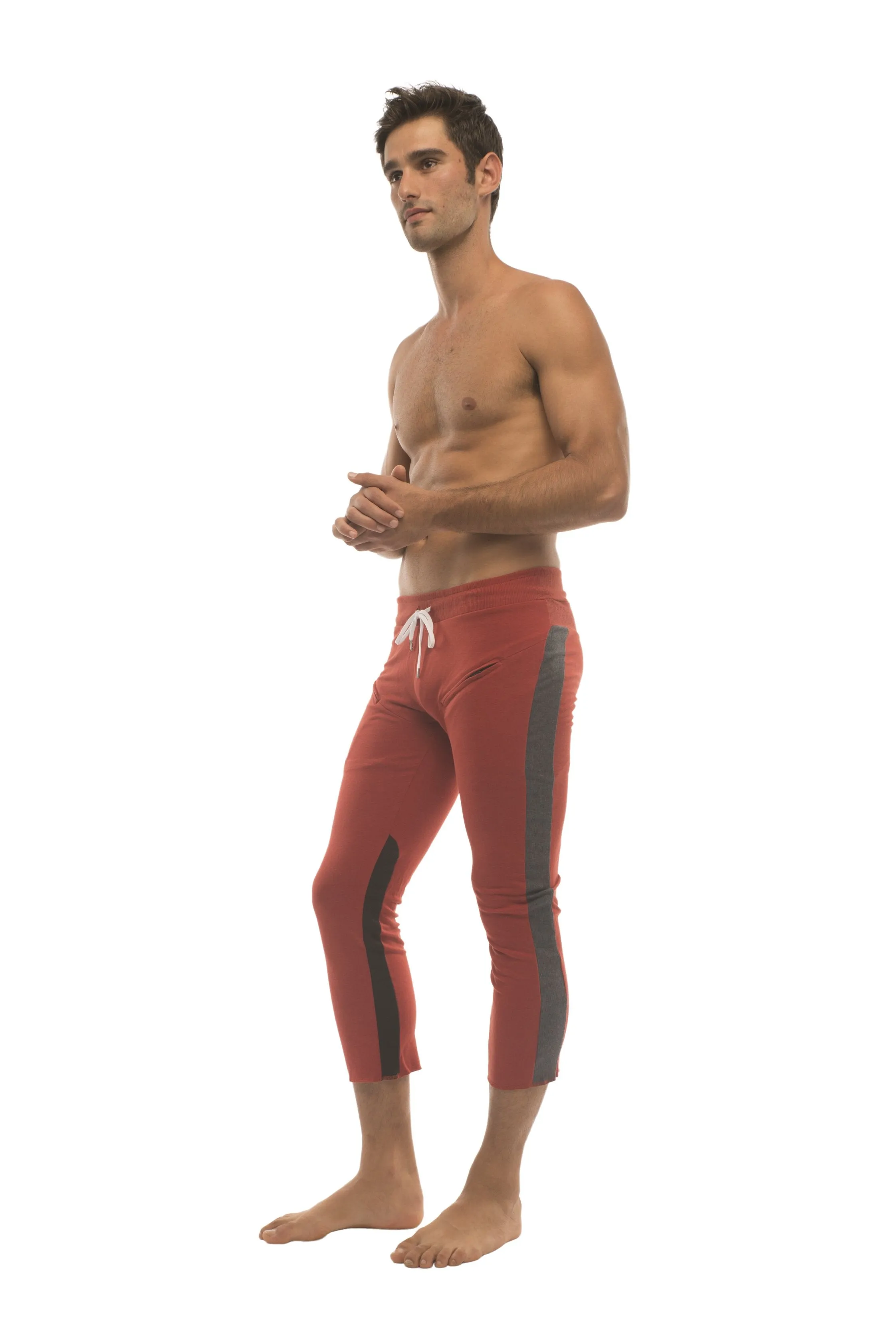 Mens 4/5 Zipper Pocket Capri Yoga Pants (RED w/Charcoal & Black)