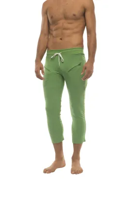 Mens 4/5 Zipper Pocket Capri Yoga Pants (Solid Bamboo Green)