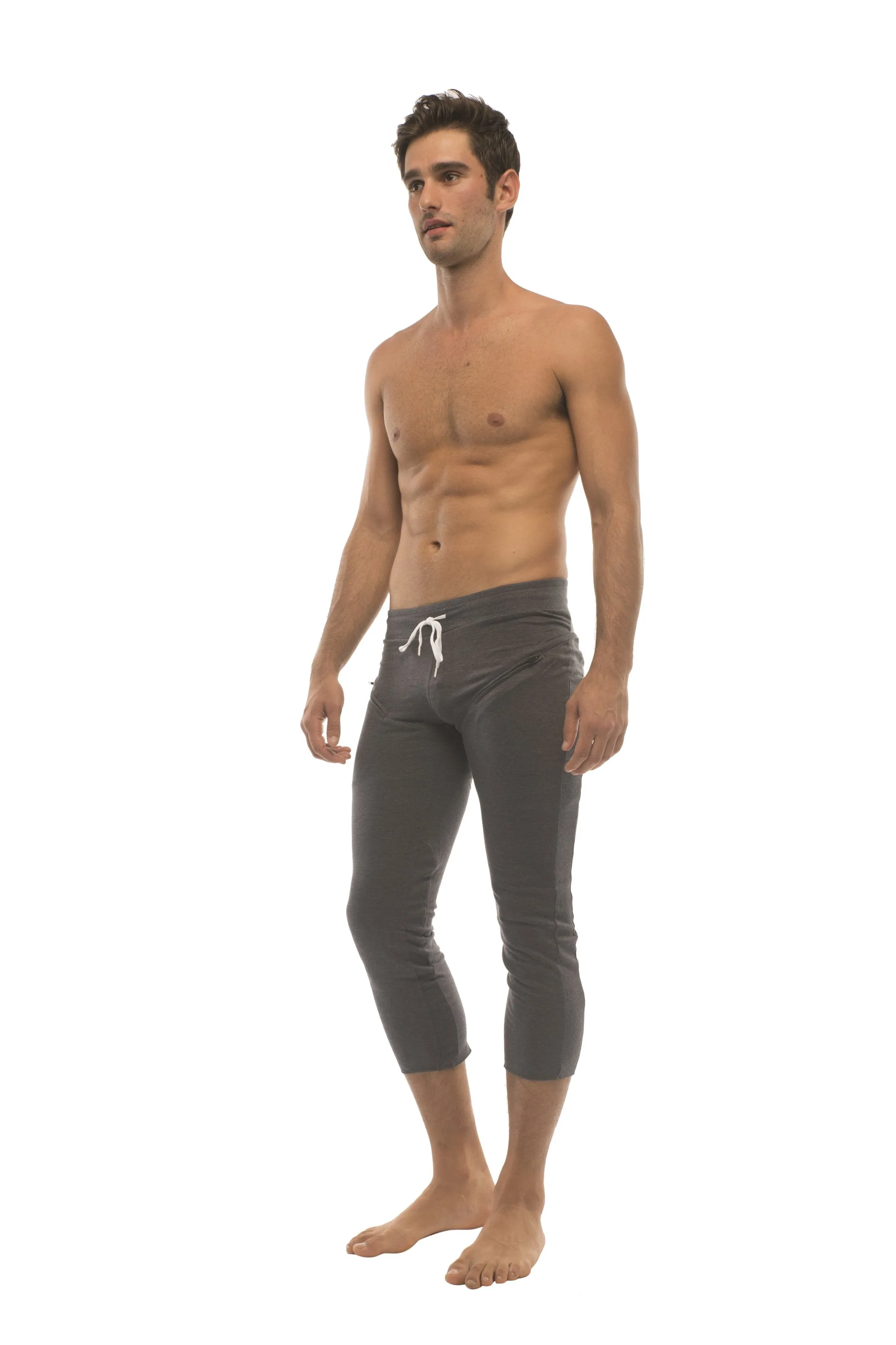 Mens 4/5 Zipper Pocket Capri Yoga Pants (Solid Charcoal)