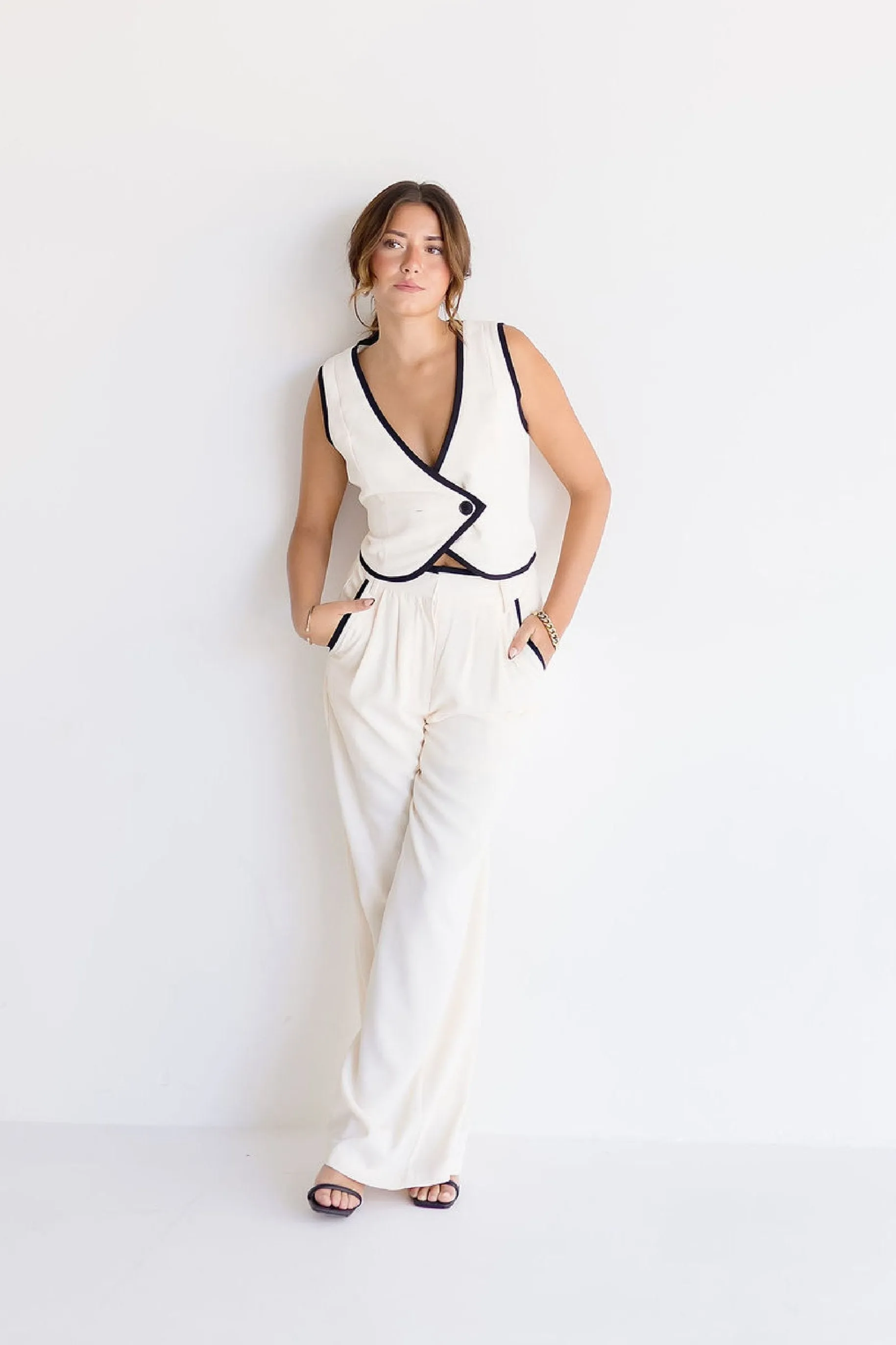 Waitlist 11/29 ♥ Elena Double Breasted Contrasting Edge Vest And Pants Set Cream