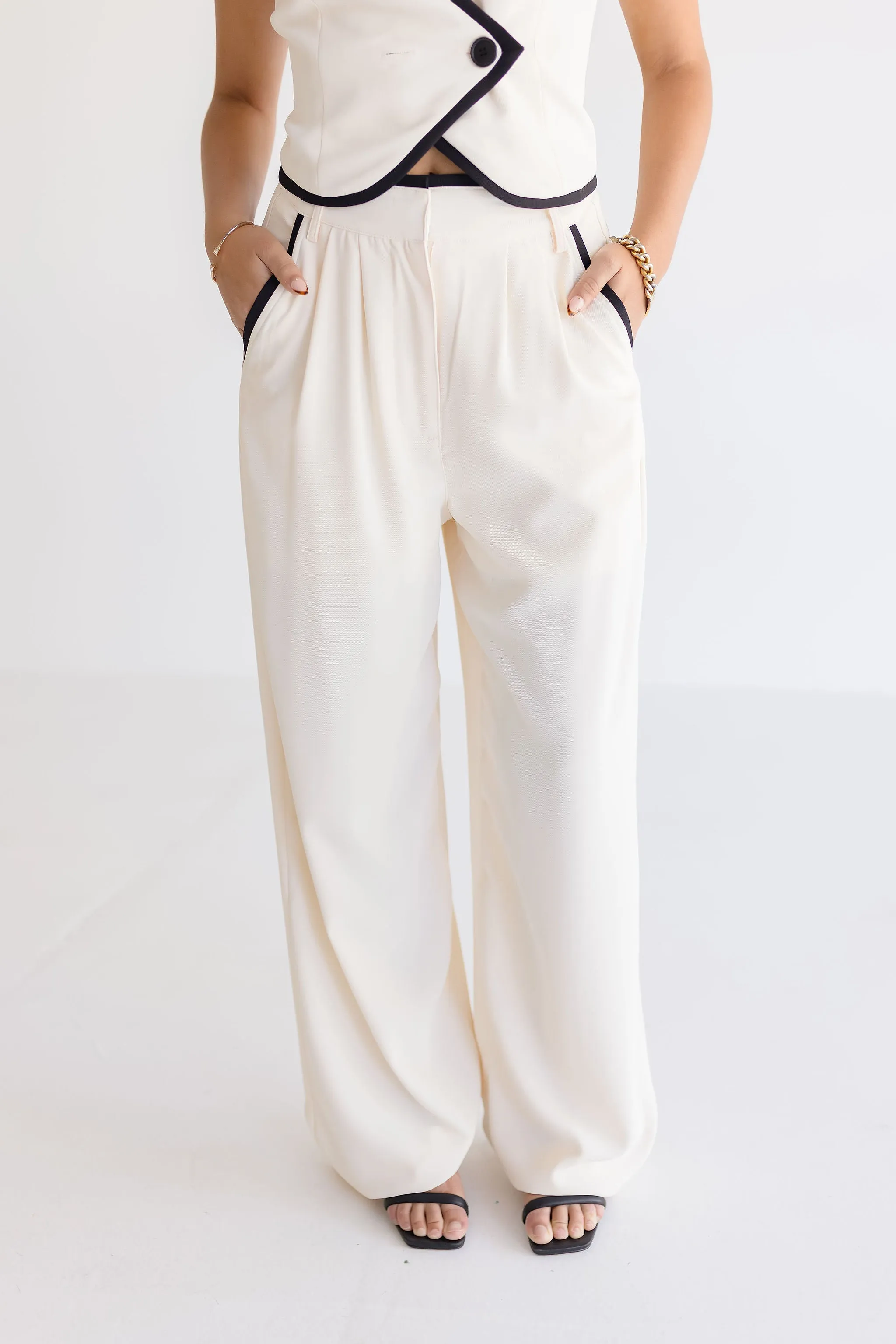 Waitlist 11/29 ♥ Elena Double Breasted Contrasting Edge Vest And Pants Set Cream