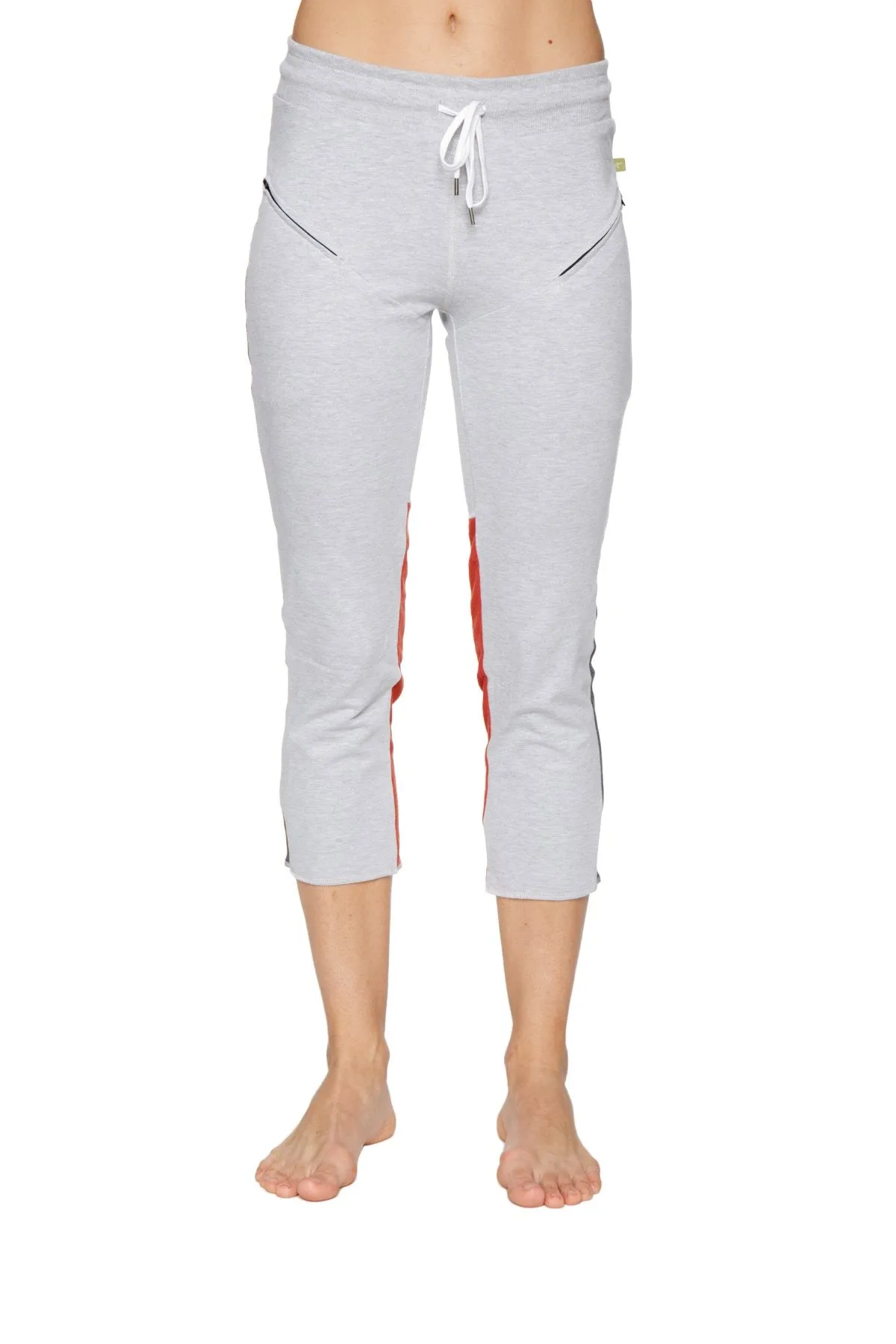 Women's 4/5 Length Zipper Pocket Capri Yoga Pant (Grey w/Charcoal & Red)